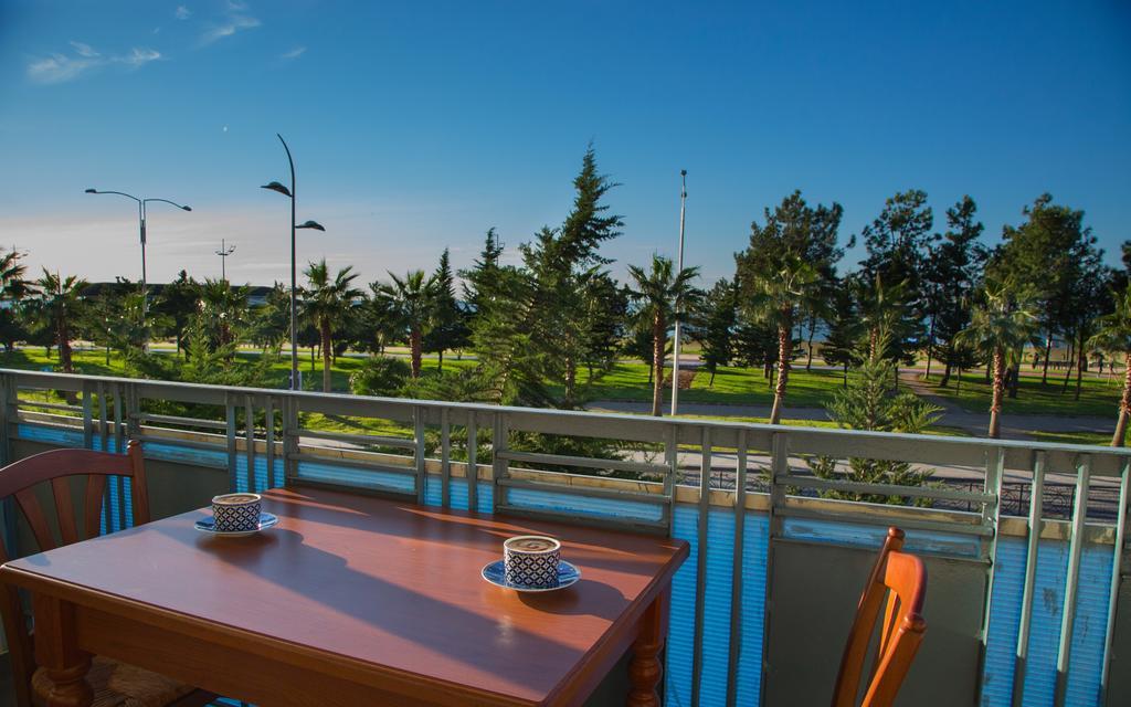Seaside Luxury Apartment Batoemi Buitenkant foto