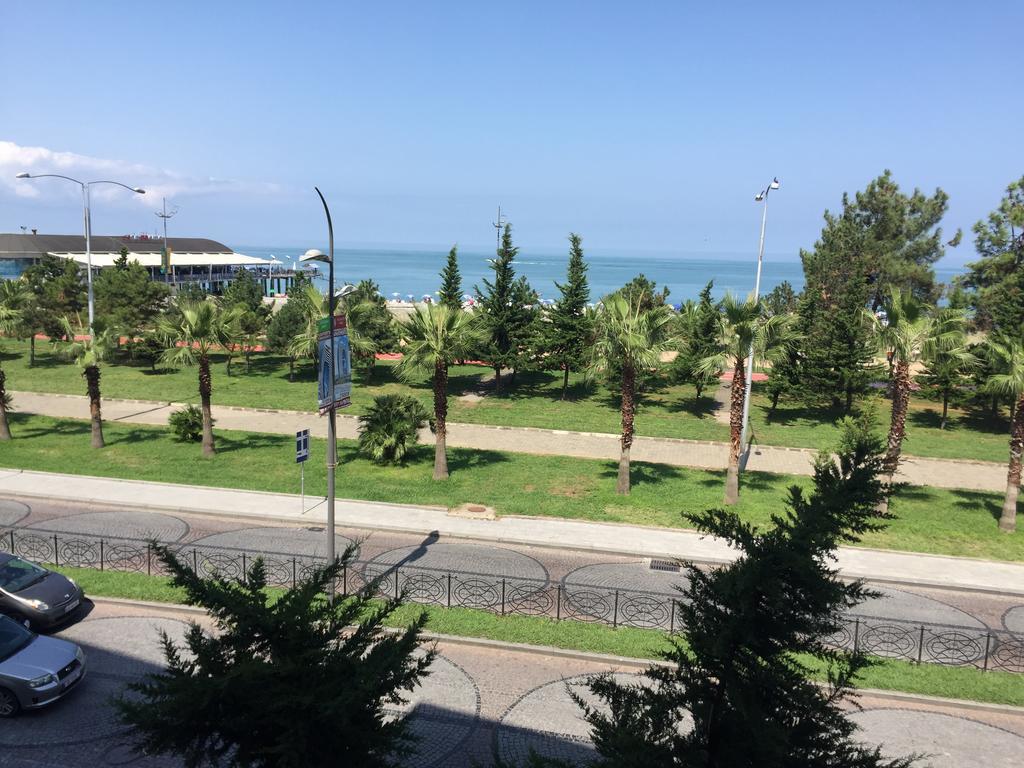 Seaside Luxury Apartment Batoemi Buitenkant foto