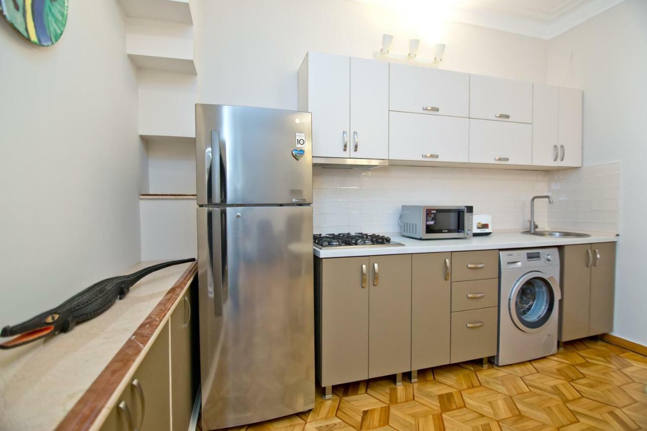 Seaside Luxury Apartment Batoemi Buitenkant foto
